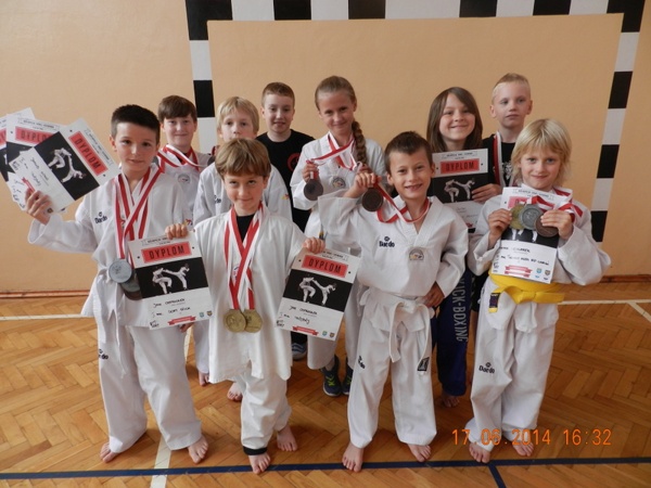 Złote dzieci taekwondo